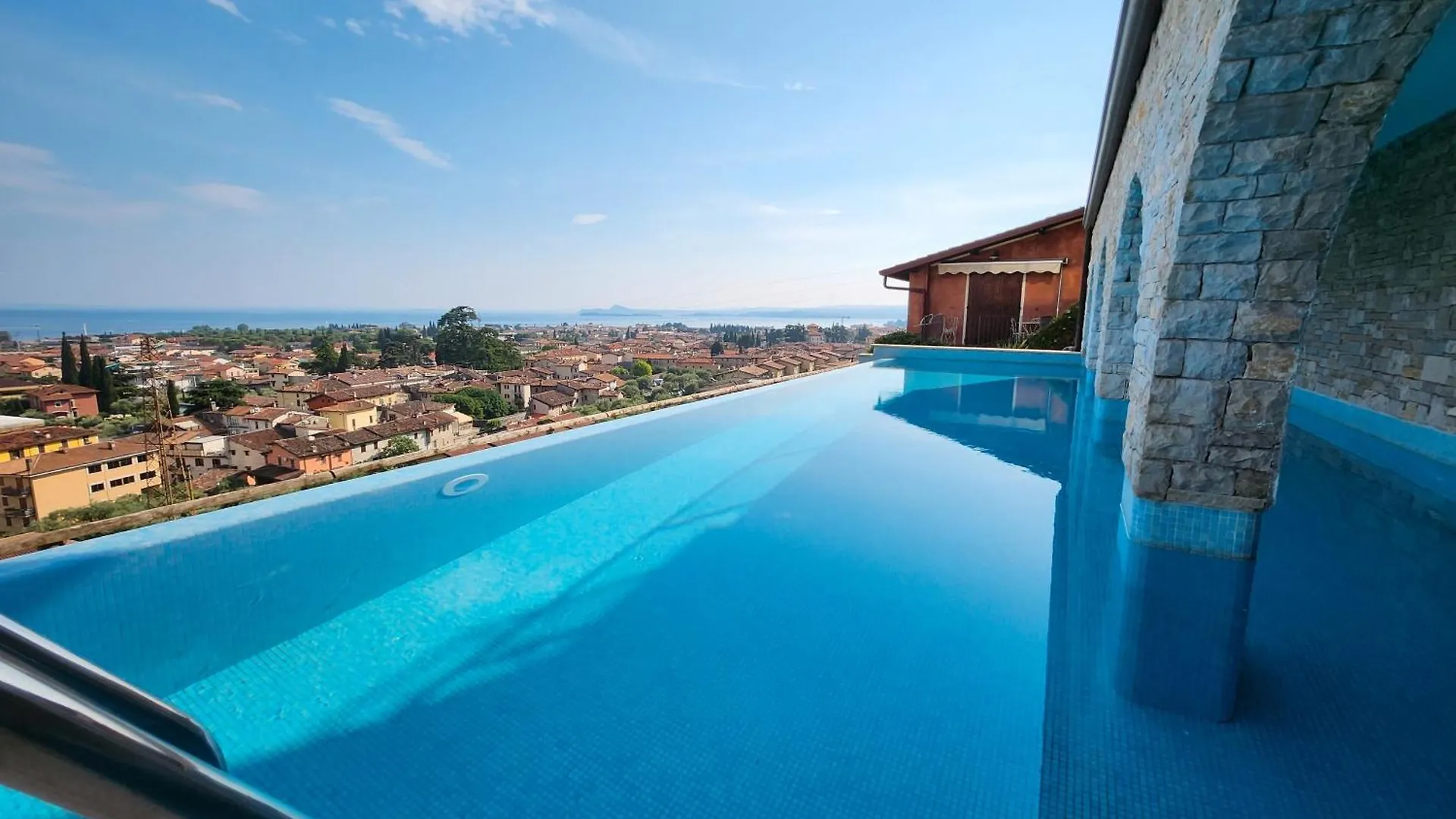 Alba Lake View Apartment Pool Toscolano Maderno